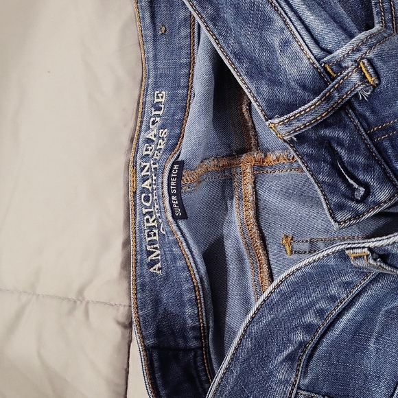 American Eagle Super Stretch Size 4 Jegging - Picture 3 of 6